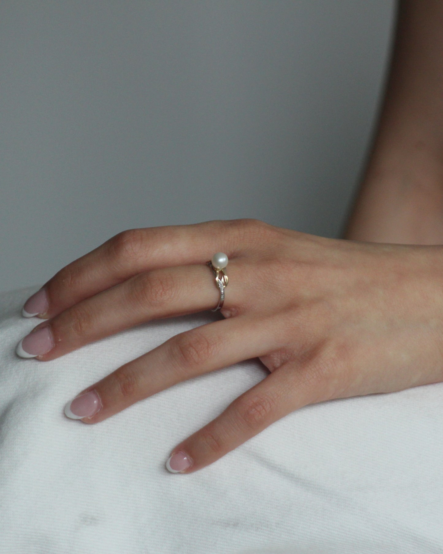 Pearl and Diamond Ring in Sterling Silver and 9ct Yellow Gold