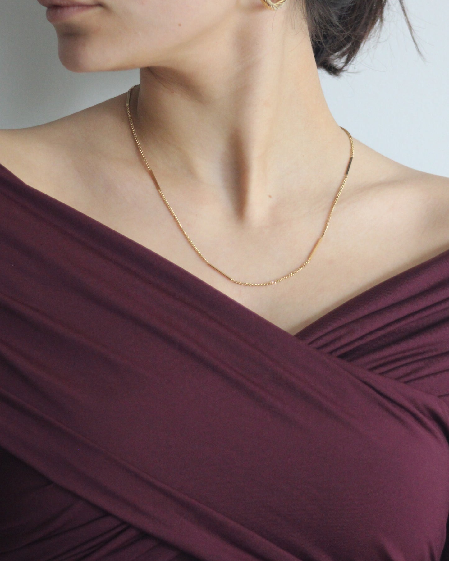 49cm Solid Curb and Bar Chain in 9ct Yellow Gold