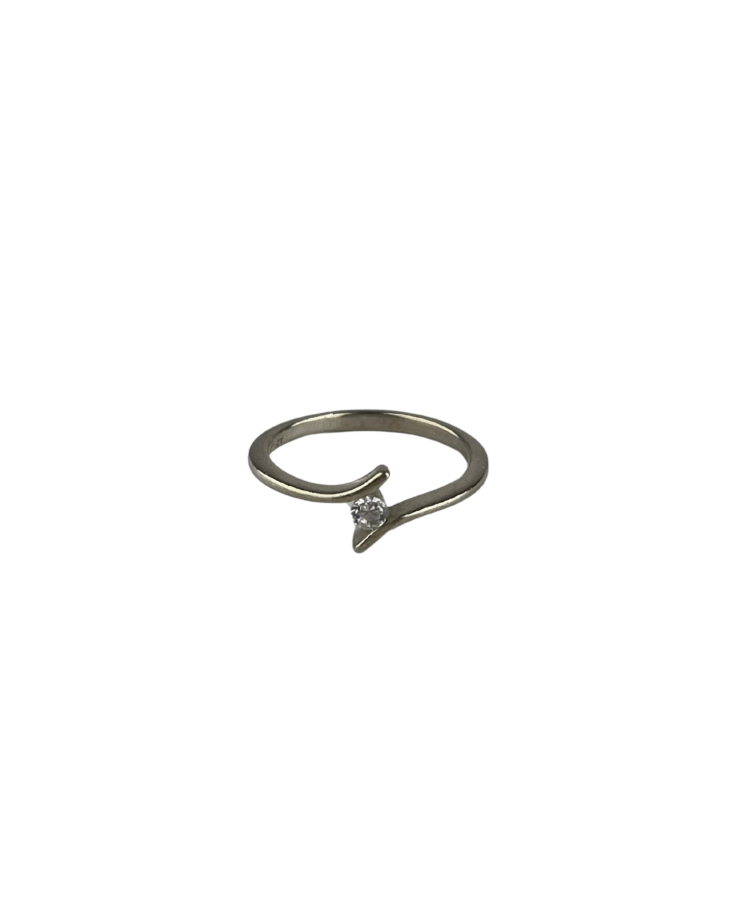 Solitaire Ring in Sterling Silver