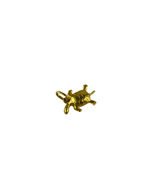 Turtle Pendant in 9ct Yellow Gold