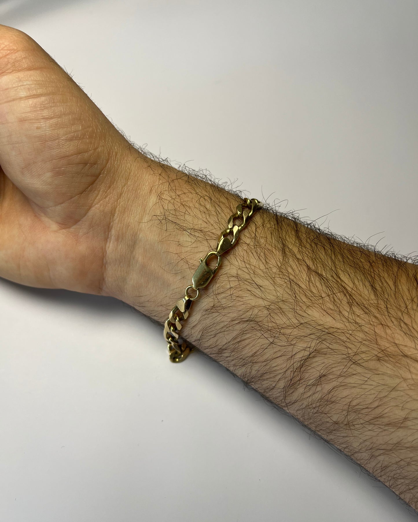 21cm Solid Figaro Bracelet in 9ct Yellow Gold