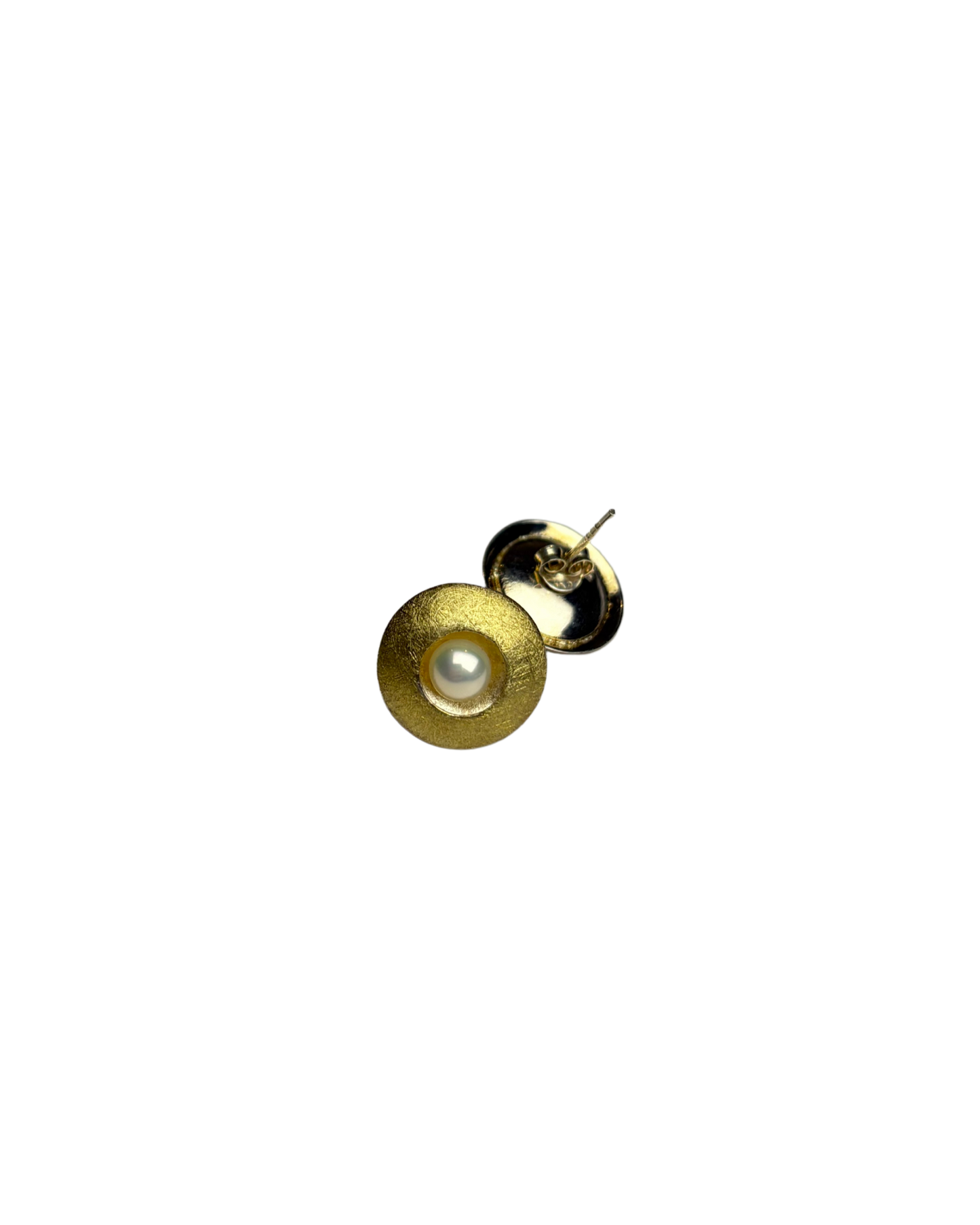Pearl Earrings in 9ct Gold Plated Sterling Silver