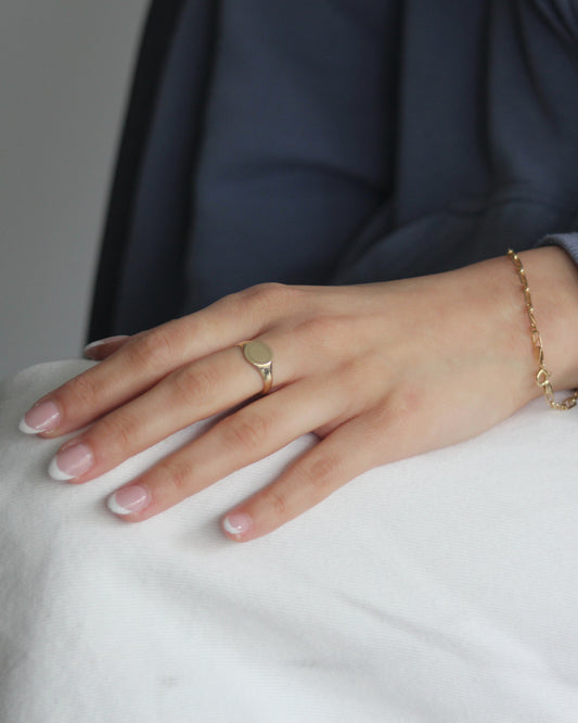 Signet Ring in 9ct Yellow Gold