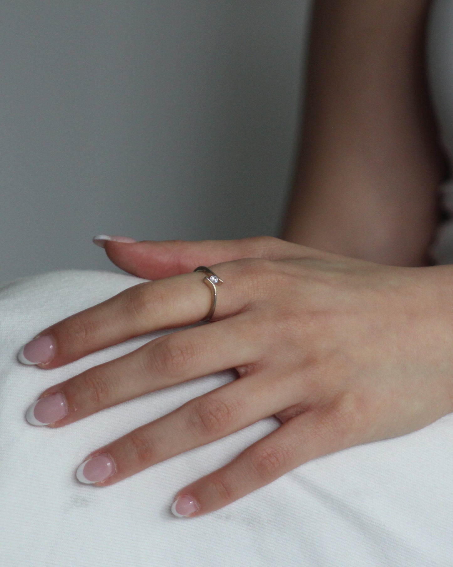 Solitaire Ring in Sterling Silver