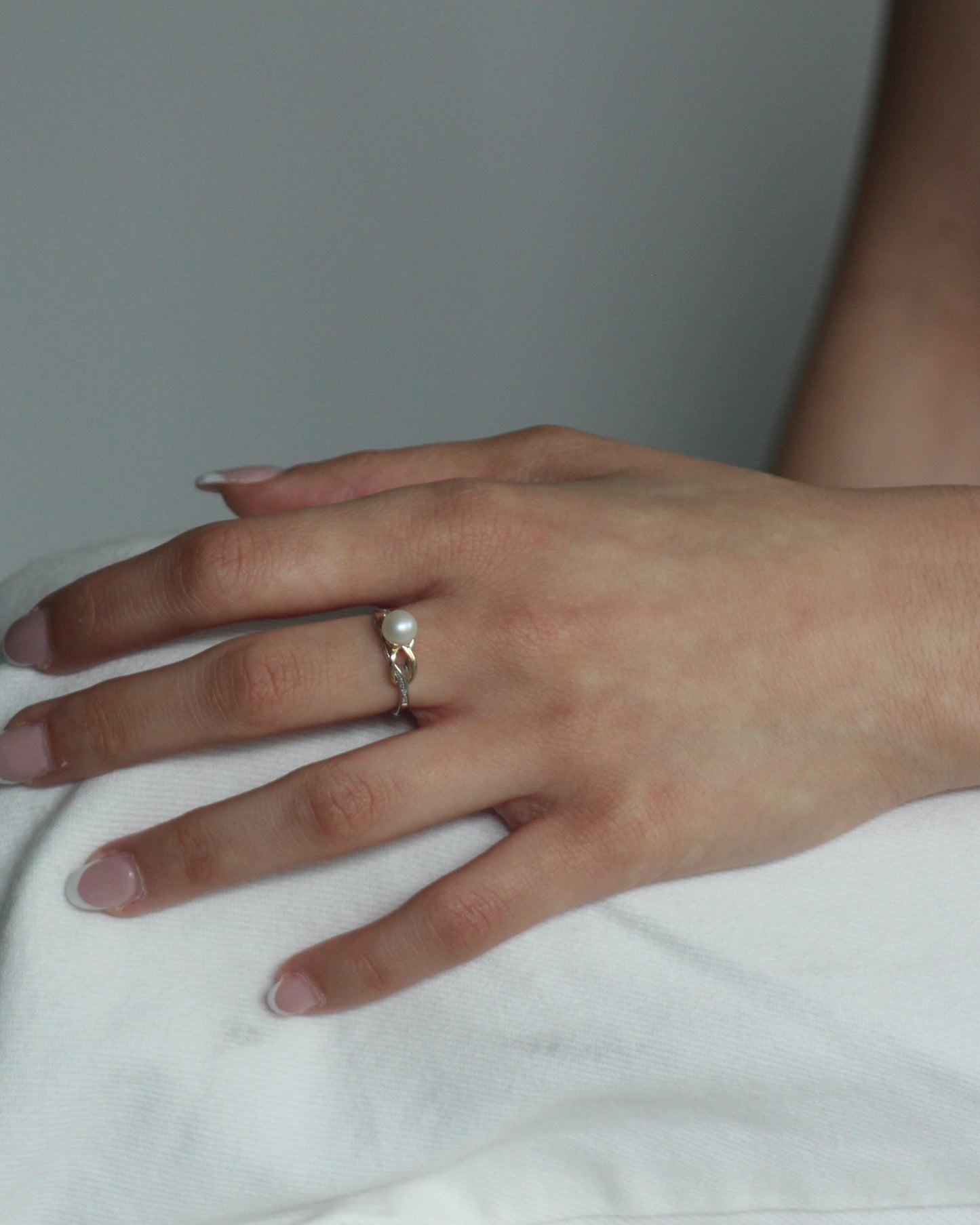 Pearl and Diamond Ring in Sterling Silver and 9ct Yellow Gold