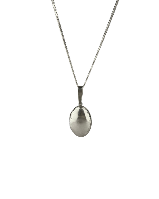 46cm Solid Curb Chain and Locket Pendant in Sterling Silver