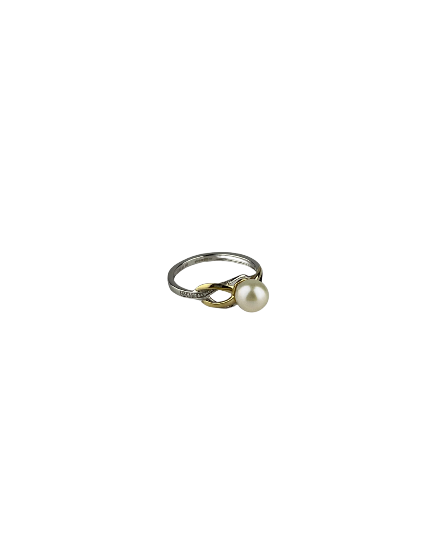 Pearl and Diamond Ring in Sterling Silver and 9ct Yellow Gold