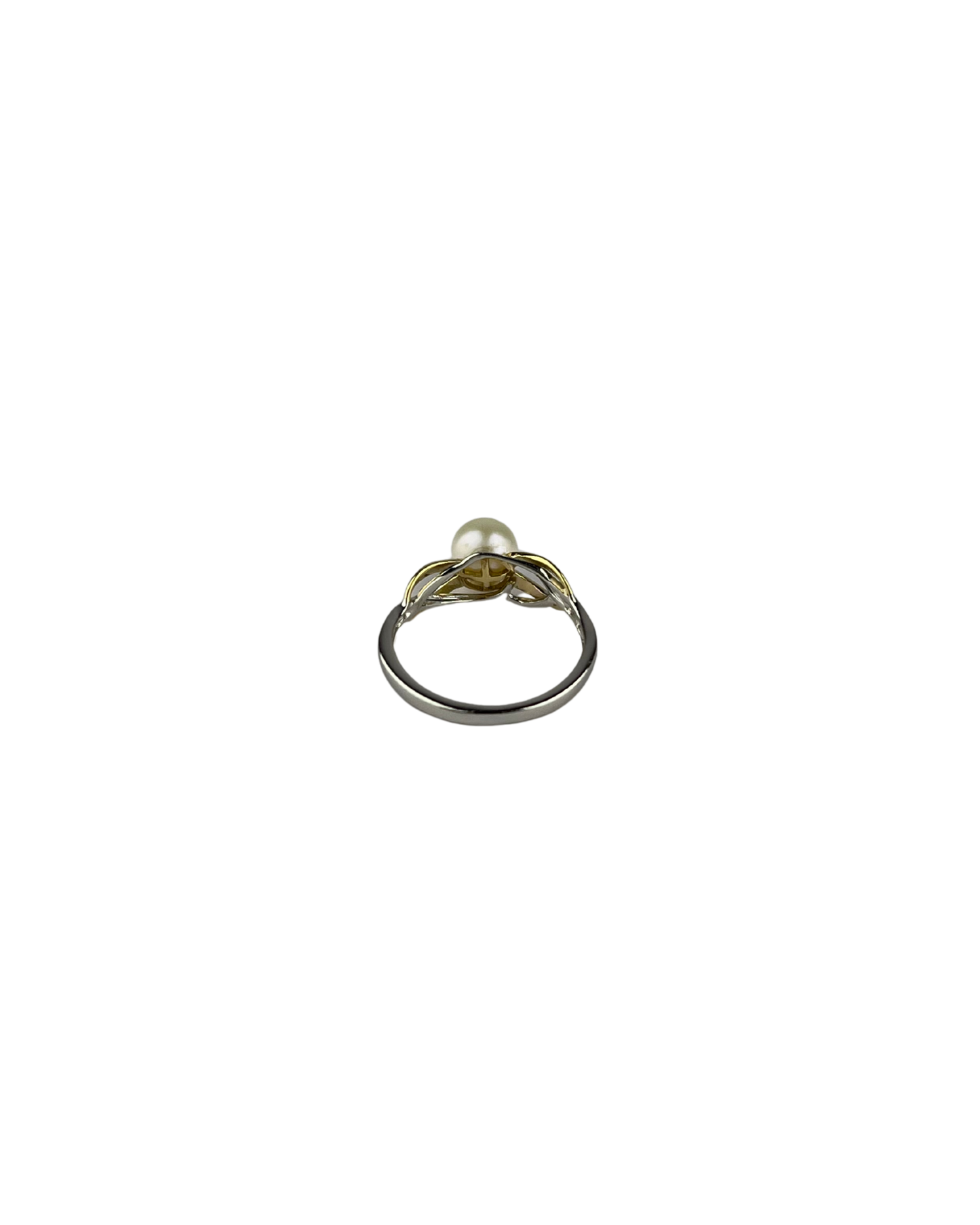 Pearl and Diamond Ring in Sterling Silver and 9ct Yellow Gold